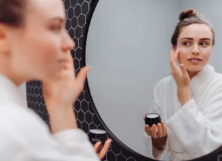 Mastering the Art of Layering: A Guide to Proper Skincare Product Order